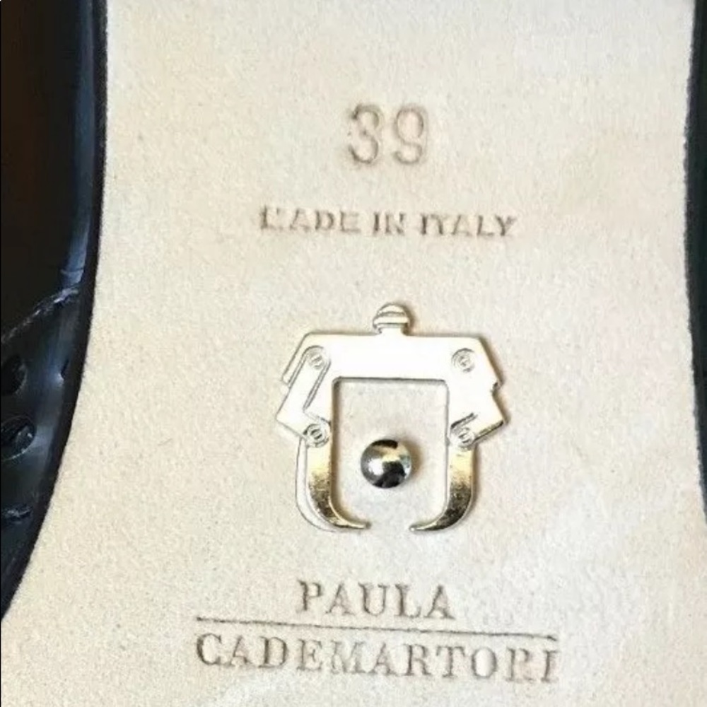 Paula Cademartori Pearl Victorian patent bootie - Picture 6 of 6